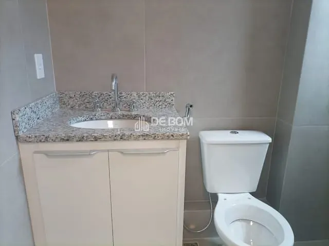 Casa 2 quartos e 2 banheiros, à venda, no bairro Bandeirantes em Poços de Caldas