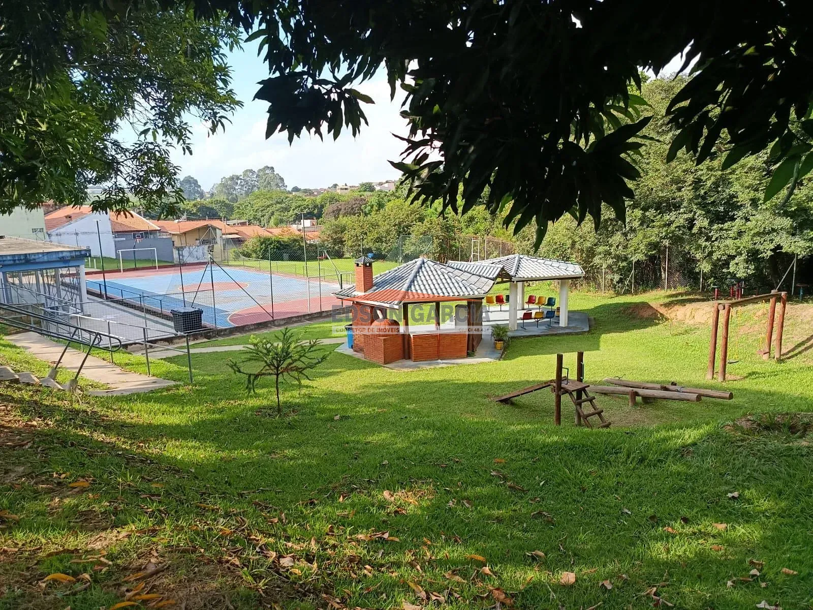 Casa, 4 quartos, 220 m² - Foto 27