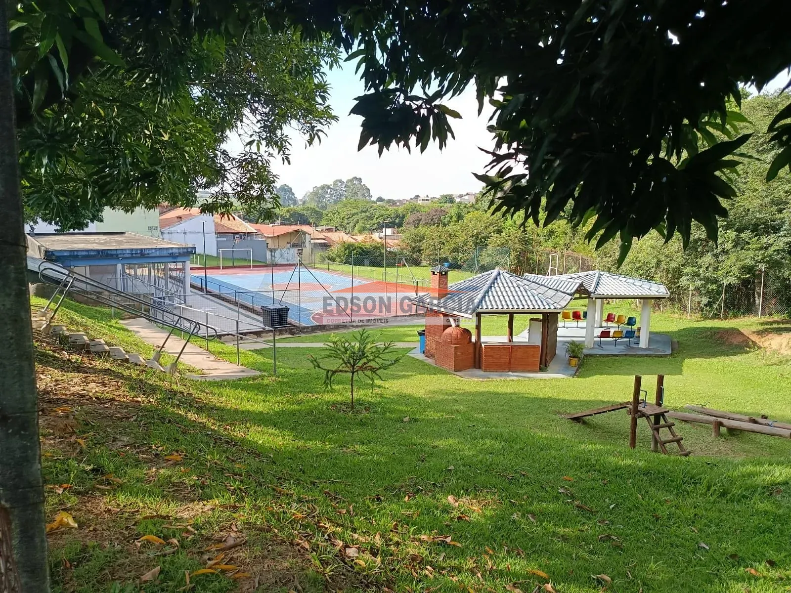 Casa, 4 quartos, 220 m² - Foto 28