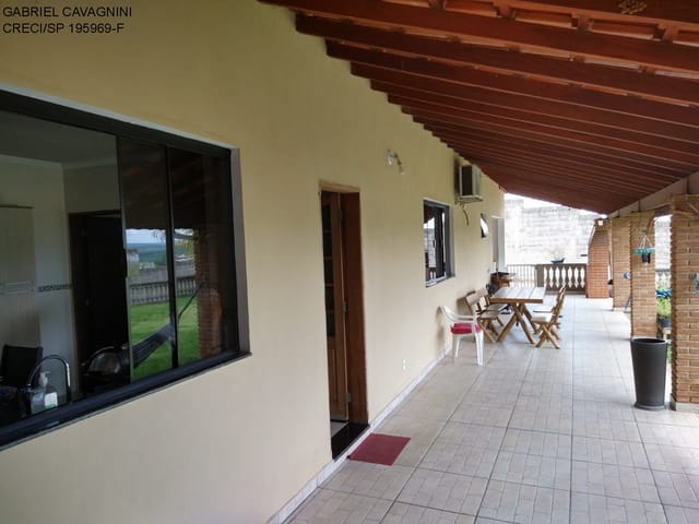Casa com 200m² 3 quartos e 2 banheiros, à venda, no bairro CONDOMÍNIO TERRAS DE SÃO FRANCISCO em SALTO DE PIRAPORA