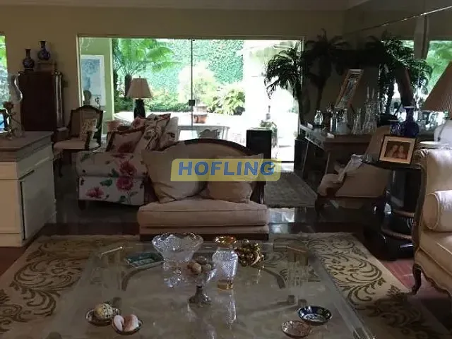 Casa com 1000m², à venda, no bairro Saúde em Rio Claro