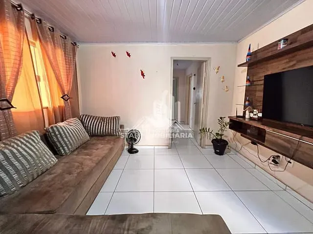 Casa com 360m² 3 quartos e 2 banheiros, à venda, no bairro Centro (Vanglória) em Pederneiras