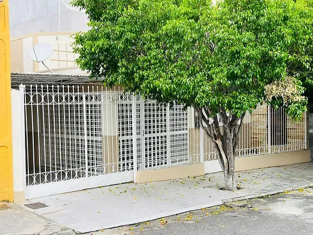 Casa 3 quartos e 1 banheiro, para alugar, no bairro Centro em Paulo Afonso