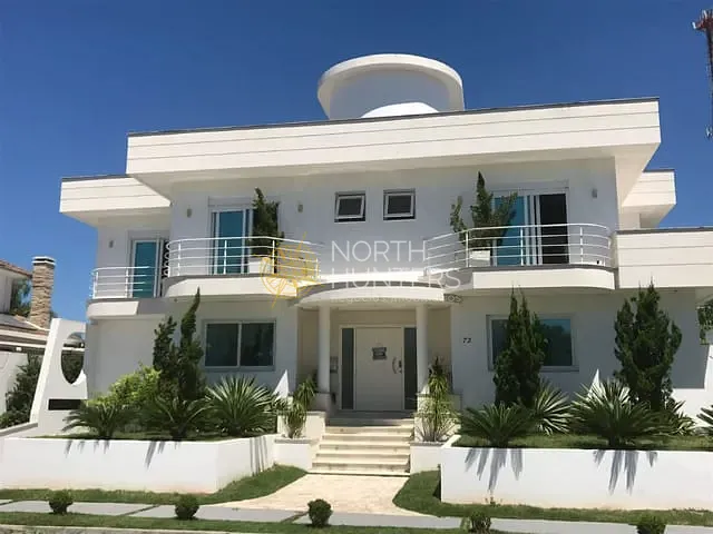 Casa com 840m² 7 quartos e 8 banheiros, para alugar, no bairro Jurerê Internacional em Florianópolis