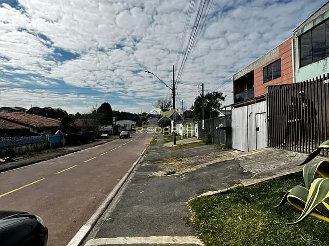 Casa com 204m² 3 quartos e 1 banheiro, à venda, no bairro Passaúna em Araucária