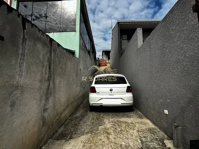 Casa com 204m² 3 quartos e 1 banheiro, à venda, no bairro Passaúna em Araucária