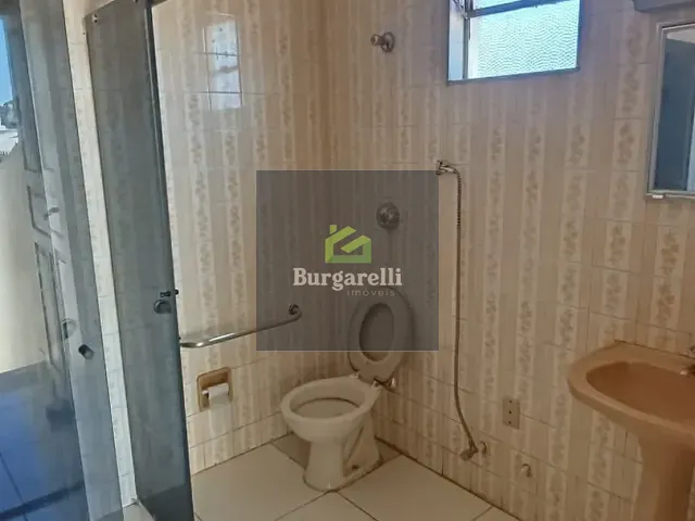 Casa 3 quartos e 1 banheiro, para alugar, no bairro Vila São Francisco em Lavras