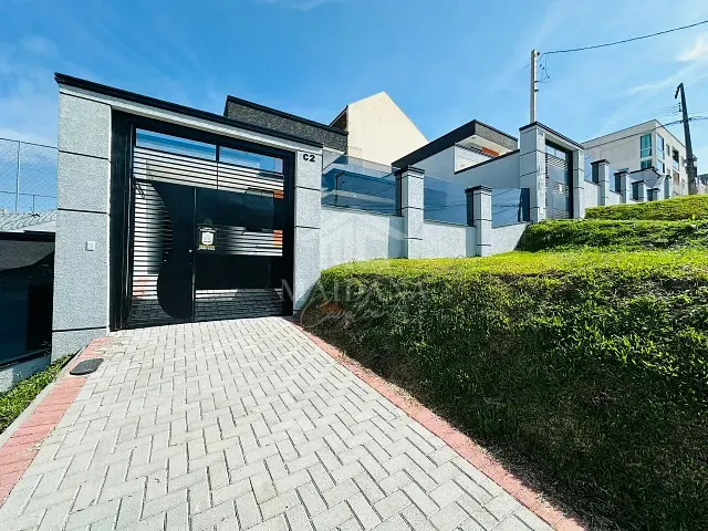 Casa com 144m² 3 quartos e 2 banheiros, à venda, no bairro São Domingos em São José dos Pinhais