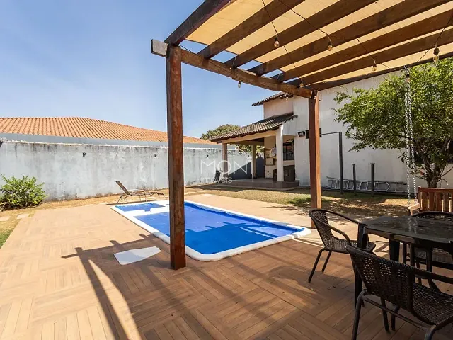 Casa 4 quartos e 5 banheiros, à venda, no bairro Setor Habitacional Vicente Pires em Brasília