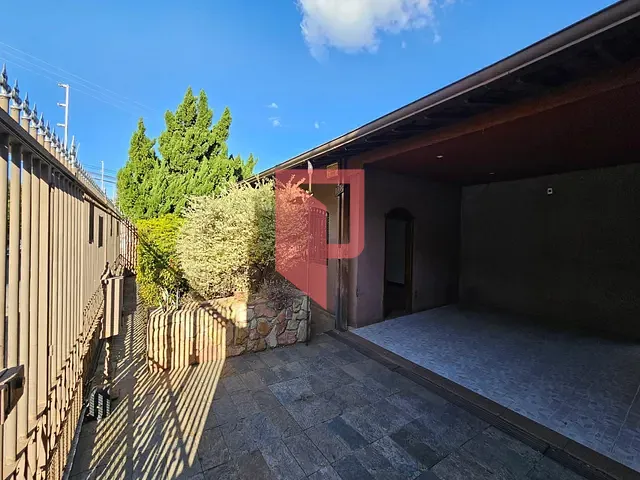 Casa 3 quartos e 1 banheiro, à venda, no bairro Santo André em Belo Horizonte