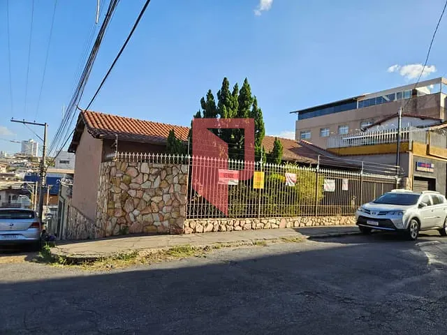 Casa 3 quartos e 1 banheiro, à venda, no bairro Santo André em Belo Horizonte
