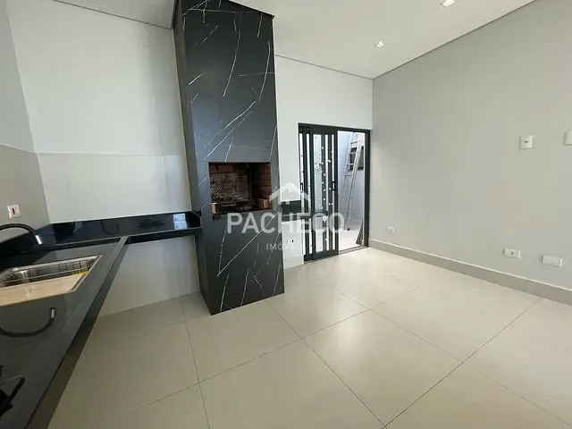 Casa com 170m² 2 quartos e 3 banheiros, à venda, no bairro Terrazul SM em Santa Bárbara D'Oeste