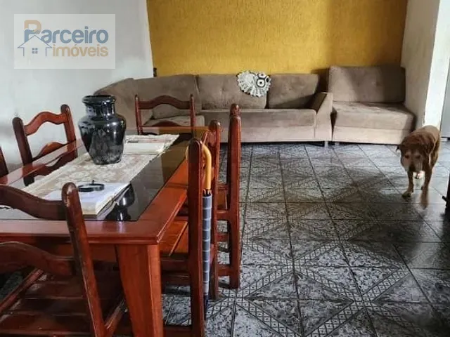 Casa com 422m² 3 quartos e 1 banheiro, à venda, no bairro Vila Bela em São Paulo