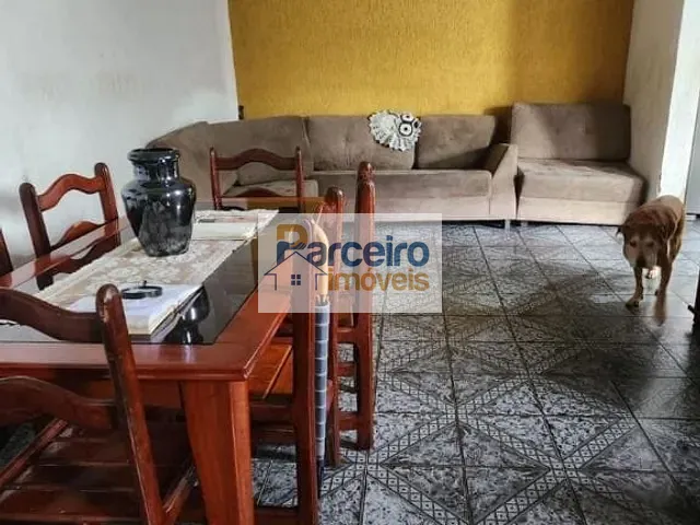 Casa com 422m² 3 quartos e 1 banheiro, à venda, no bairro Vila Bela em São Paulo