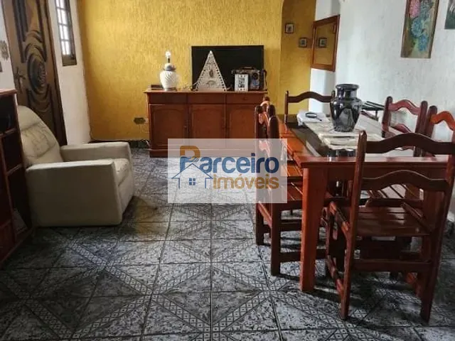 Casa com 422m² 3 quartos e 1 banheiro, à venda, no bairro Vila Bela em São Paulo