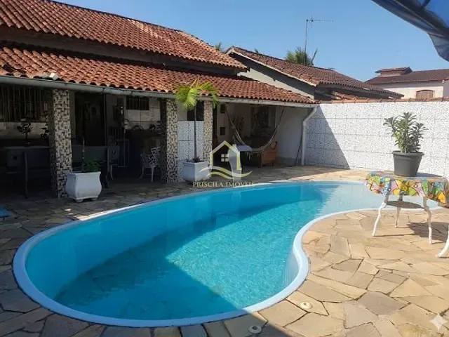 Casa com 450m² 2 quartos e 2 banheiros, à venda, no bairro Boraceia em Bertioga