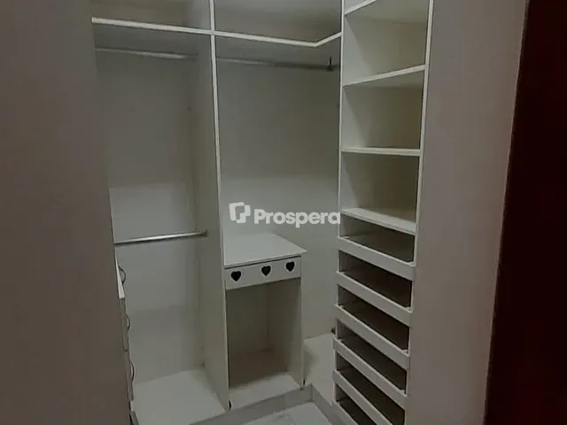 Casa com 205m² 3 quartos e 3 banheiros, à venda, no bairro Residencial Ayrton Senna em Anápolis