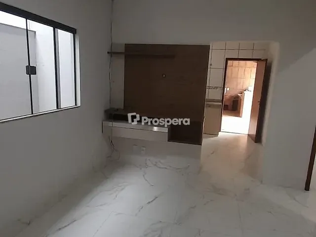 Casa com 205m² 3 quartos e 3 banheiros, à venda, no bairro Residencial Ayrton Senna em Anápolis