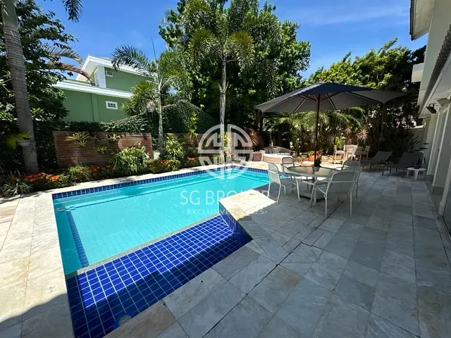 Casa com 480m² 6 quartos e 6 banheiros, à venda, no bairro Barra da Tijuca em Rio de Janeiro
