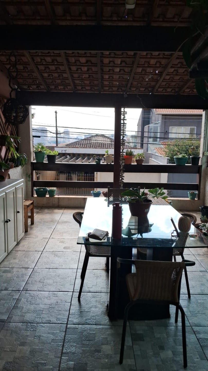 Casa para alugar com 3 quartos, 200m² - Foto 37