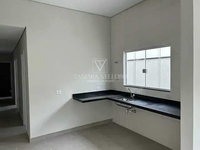 Casa com 250m² 3 quartos e 3 banheiros, à venda, no bairro Vila São Paulo em Mogi das Cruzes