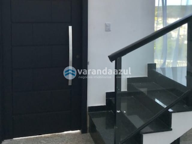Casa com 405m² 3 quartos e 3 banheiros, à venda, no bairro Cidade Parquelandia em Mogi das Cruzes