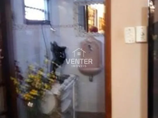 Casa com 500m² 2 quartos e 2 banheiros, à venda, no bairro Jardim Sandra Maria em Taubaté