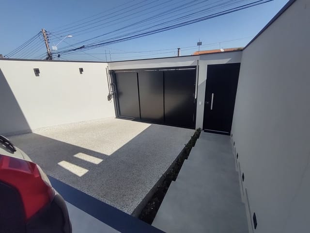 Casa com 300m² 3 quartos e 2 banheiros, à venda, no bairro Recanto do Lago em São João da Boa Vista