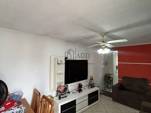 Apartamento 2 quartos e 1 banheiro, à venda, no bairro Jardim Marica em Mogi das Cruzes