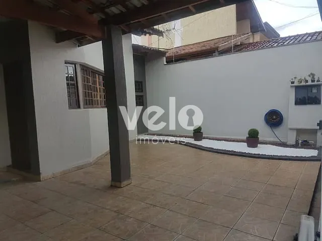Casa com 250m² 2 quartos e 2 banheiros, à venda, no bairro Parque São Luís em Taubaté