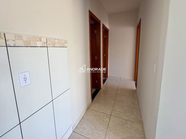 Casa 2 quartos e 1 banheiro, para alugar, no bairro Jardim Marissol em Apucarana