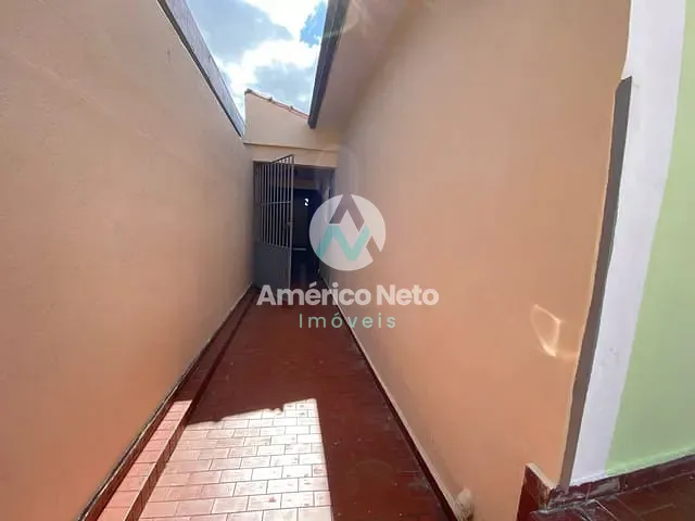 Casa com 148m² 3 quartos e 3 banheiros, para alugar, no bairro Olímpico em São Caetano do Sul