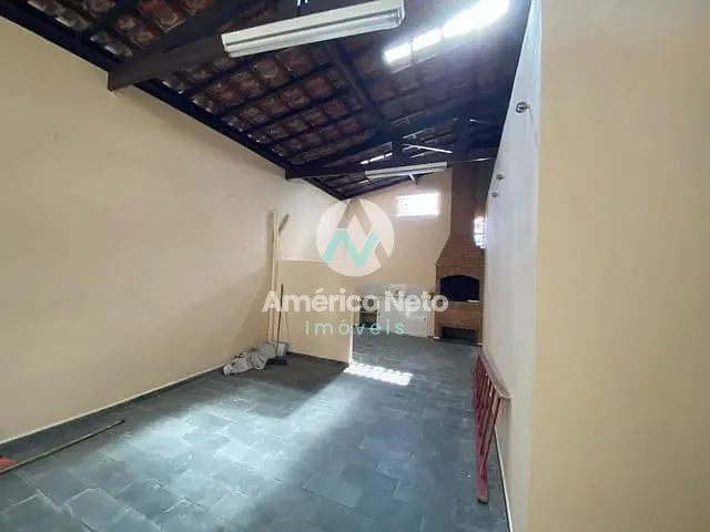 Casa com 148m² 3 quartos e 3 banheiros, para alugar, no bairro Olímpico em São Caetano do Sul