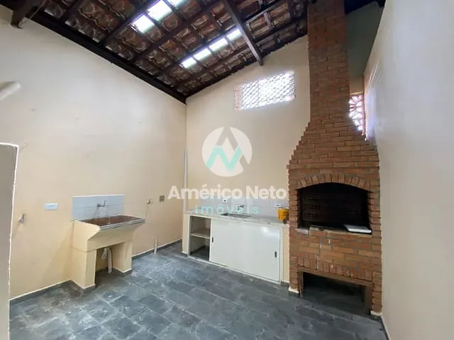 Casa com 148m² 3 quartos e 3 banheiros, para alugar, no bairro Olímpico em São Caetano do Sul