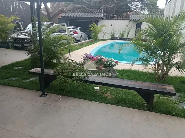 Casa com 300m² 3 quartos e 2 banheiros, à venda, no bairro Wanel Ville em Sorocaba