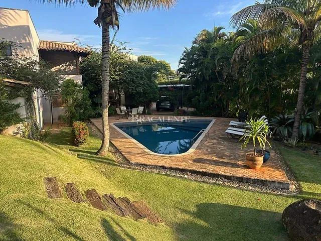 Casa com 1975m² 3 quartos e 4 banheiros, à venda, no bairro Pinheiro em Valinhos