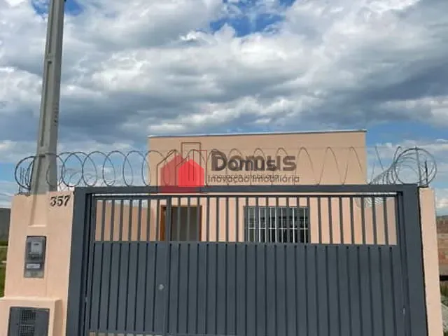 Casa à venda, no bairro Residencial e Comercial Portal dos Eucaliptos em Pindamonhangaba