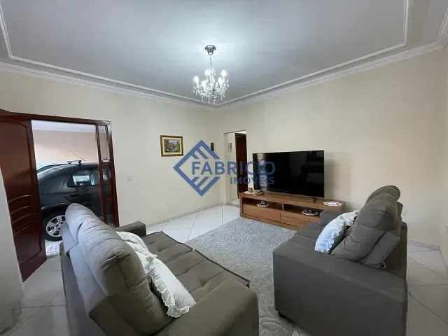 Casa com 250m² 3 quartos e 4 banheiros, à venda, no bairro João XXIII em Vinhedo