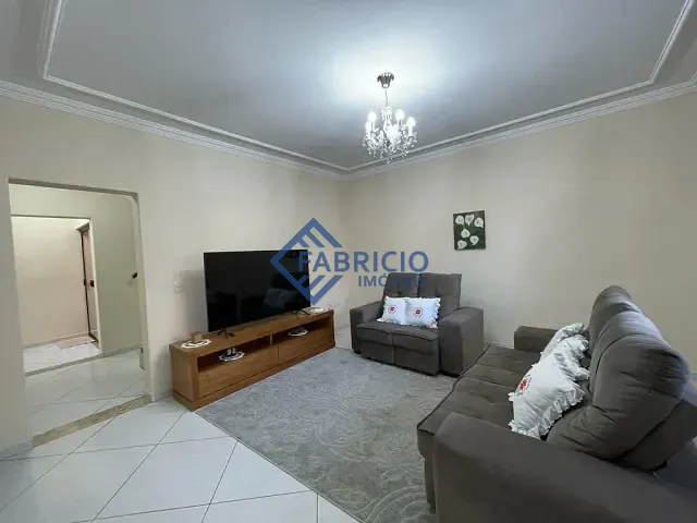 Casa com 250m² 3 quartos e 4 banheiros, à venda, no bairro João XXIII em Vinhedo