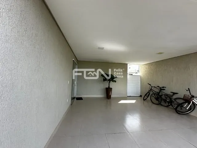 Casa com 210m², à venda, no bairro Parque Das Mangabas em Camaçari