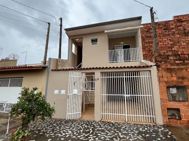 Casa 2 quartos e 1 banheiro, para alugar, no bairro Jardim América em Tatuí