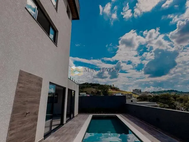 Casa com 361m² 3 quartos e 4 banheiros, à venda, no bairro Sítio do Morro em Santana de Parnaíba