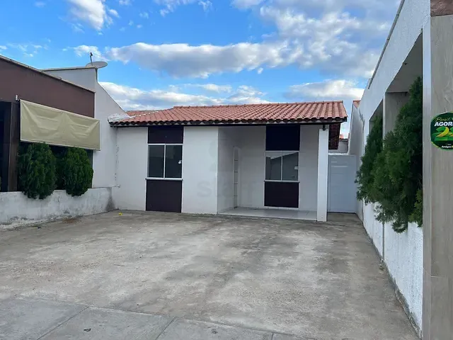 Casa 2 quartos e 1 banheiro, para alugar, no bairro Oliveira Brito em Paulo Afonso