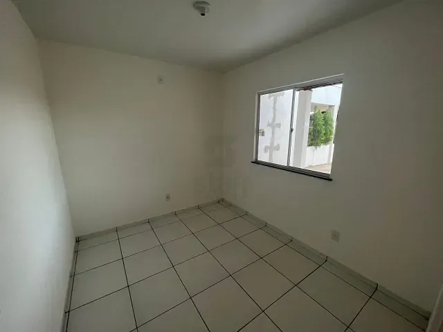 Casa 2 quartos e 1 banheiro, para alugar, no bairro Oliveira Brito em Paulo Afonso