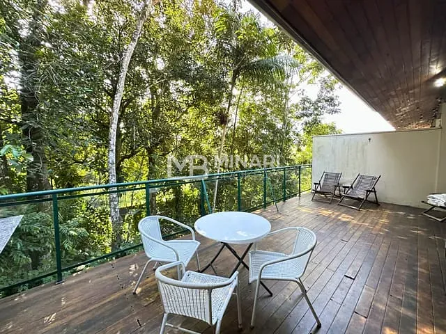 Casa 4 quartos e 3 banheiros, à venda, no bairro Camburi em São Sebastião