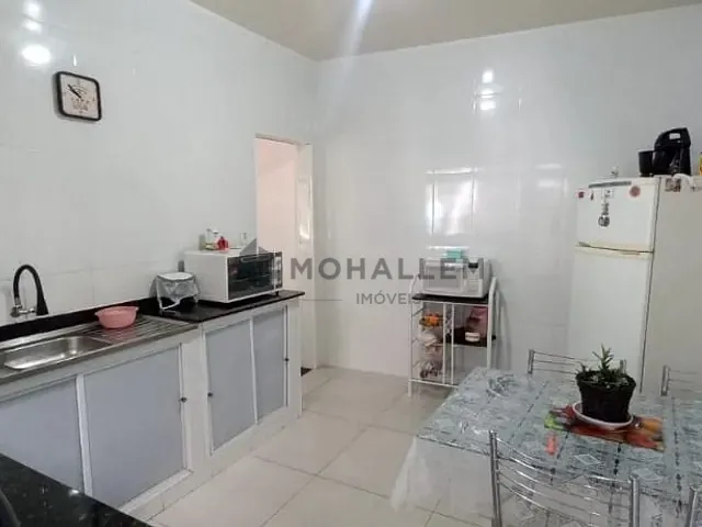 Casa com 234m² 2 quartos e 1 banheiro, à venda, no bairro Avenida em Itajubá