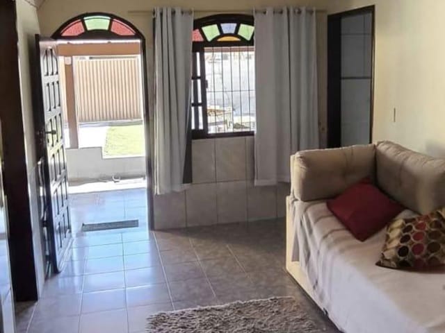 Casa 2 quartos e 2 banheiros, à venda, no bairro Nova Cidade em Rio das Ostras