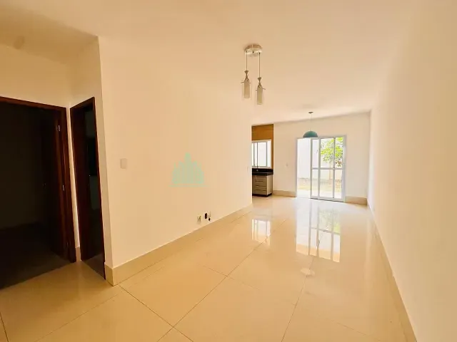 Casa 3 quartos e 3 banheiros, à venda, no bairro Vila União em Catalão