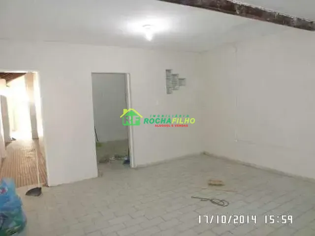 Casa com 300m², para alugar, no bairro Centro em Teresina