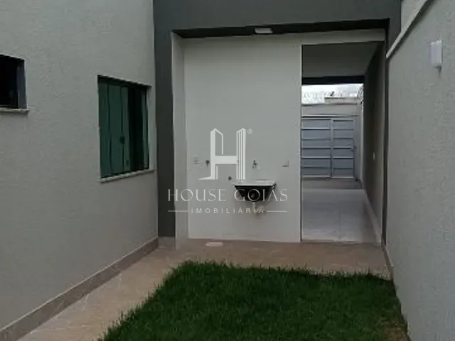Casa 3 quartos e 2 banheiros, à venda, no bairro Cardoso Continuação em Aparecida de Goiânia